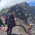 Pendaki Brazil yang jatuh di Gunung Rinjani ditemukan meninggal