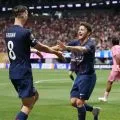 PSG membidik bek muda potensial Valencia Yarek Gasiorowski