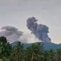 Gunung Dukono kembali erupsi setinggi 1.500 meter
