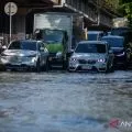 Caranya agar mobil tidak hydro lock saat banjir