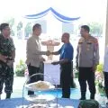 Kapolda dan Gubernur NTB serahkan IPR untuk koperasi tambang