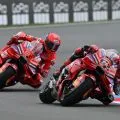 MotoGP 2025 - Bagnaia meraih pole position di Brno, Marquez terjatuh di akhir sesi