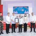 Kemenkum Sulteng serahkan 26 sertifikat merek ke pelaku UMKM di Morowali