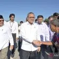 Terpopuler: Calon naturalisasi baru timnas, MU berhenti kejar Carlos, pendamping desa hingga harga emas turun
