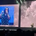 Kim Bum Soo mengajak penonton bernostalgia lagu "I Miss You"