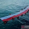 Kolaborasi kibarkan bendera raksasa, jaga Indonesia di ujung utara