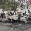 Unjuk rasa warga di Pati berlangsung anarkis hingga bakar mobil