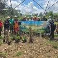 PLN dan warga Kabupaten TTS menanam pohon mitigasi bencana alam
