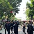 Dansat Brimob Polda Metro Jaya dilempari botol minuman
