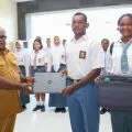 Pemprov Papua Tengah beri 40 laptop anggota Paskibra Kabupaten Nabire