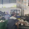 TPST Sandubaya Mataram produksi paving blok berbahan sampah plastik