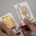 Harga emas Antam kembali naik jadi Rp2,284 juta per gram