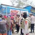 Polres Tolikara salurkan 105 karung beras SPHP program GPM