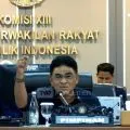 Wakil Ketua Komisi XIII DPR ungkap warga biasa sulit dapat status WNI tapi naturalisasi Timnas cepat