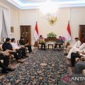 VP Gibran meets artists to coordinate flood relief for Sumatra