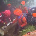 Korban kedua pesawat ATR di Pangkep dievakuasi dari kedalaman 350 meter