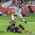 Laga panas, Persebaya vs Persib dan Persija vs Borneo tersaji pada pekan 24 Super League