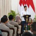 Gibran urges future leaders to sharpen sensitivity to public needs