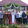 Pemkot Palembang luncurkan prangko penanda peringatan HUT ke-1343
