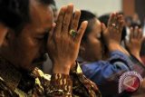 Ribuan Umat Nasrani Lampung Ikuti Misa Natal 