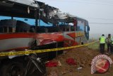 Bus Sugeng Rahayu terguling di Jalan Ngawi-Mantingan