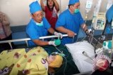 21 Dokter Tangani Operasi Kembar Siam      