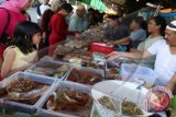 Aneka kuliner dijajakan di Pasar Ramadhan Jogokaryan 