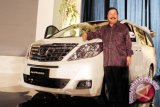 Toyota Alphard Laris Di Pekanbaru 