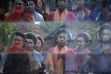 Tertarik Jadi Sinden, Gabung Saja di 