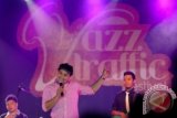 Barry Likumahuwa Ramaikan Festival Jazz Baturraden 