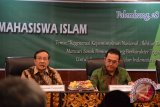 Akbar Tandjung sedih Ical tak masuk survei LSI