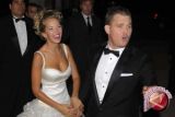 Michael Buble Nantikan Kelahiran Anak Pertama