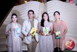  Fira Basuki berbagi tips menulis novel