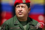 Para peziarah emosional padati makam Chavez