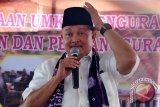 Gubernur Sumsel bersama pejabat bayar zakat serentak