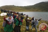 Polisi Peru usir masyarakat adat dari  lokasi  tambang milik China