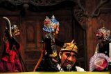 Pergelaran Wayang Golek Dijadikan Sosialisasi Pilkada Bogor