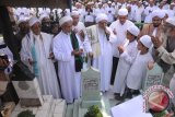 Semangat Merah Putih ziarah Makam Bung Hatta saat lebaran