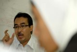 Dekan Fakultas Pertanian IPB Dr. Ernan Rustandi menjawab pertanyaan wartawan di kampus IPB Dramaga, Bogor, Rabu (7/12). 

