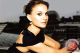  Natalie Portman Awali Kiprah Sebagai Sutradara