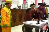 Penanda Tanganan SK Pemberhentian 