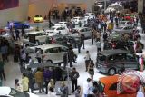 Pameran Indonesia International Motor Show (IIMS) 2013