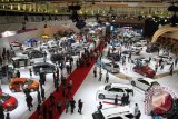 Pameran Indonesia International Motor Show (IIMS) 2013