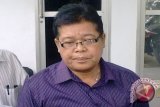 Adnan Buyung motivator pengacara di daerah 