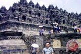 Gambar Candi Indonesia hiasi trem di Rotterdam