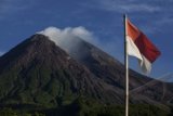 Pantera Unpad Ajak Pendaki Tunanetra Naik Gunung Papandayan