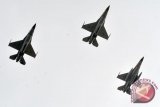 Tiga skuadron jet tempur latihan gabungan 