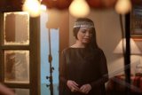 Penyanyi Rossa melakukan syuting pembuatan video klip lagunya berjudul 'Hijrah Cinta' di Dapur Film, Ampera, Jakarta, Selasa (4/3). Lagu tersebut akan menjadi soundtrack untuk film berjudul sama yang mengangkat perjalanan hidup almarhum Jeffri Al Buchori atau Uje yang akan rilis pada bulan April. ANTARA FOTO/ Teresia May/ss/mes/14
