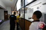 Wawali Manado ingatkan masyarakat laporkan calo perizinan