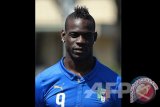 Balotelli Resmi Berseragam Liverpool